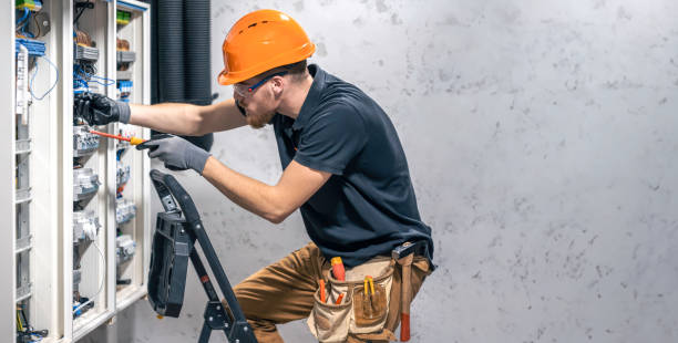 Best Local Electrician Companies  in Mountain Top, PA